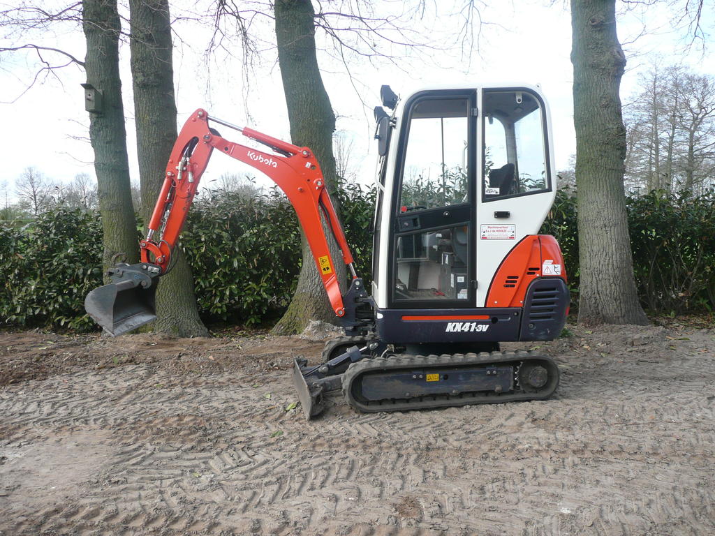Minibagr Kubota KX 41-2S